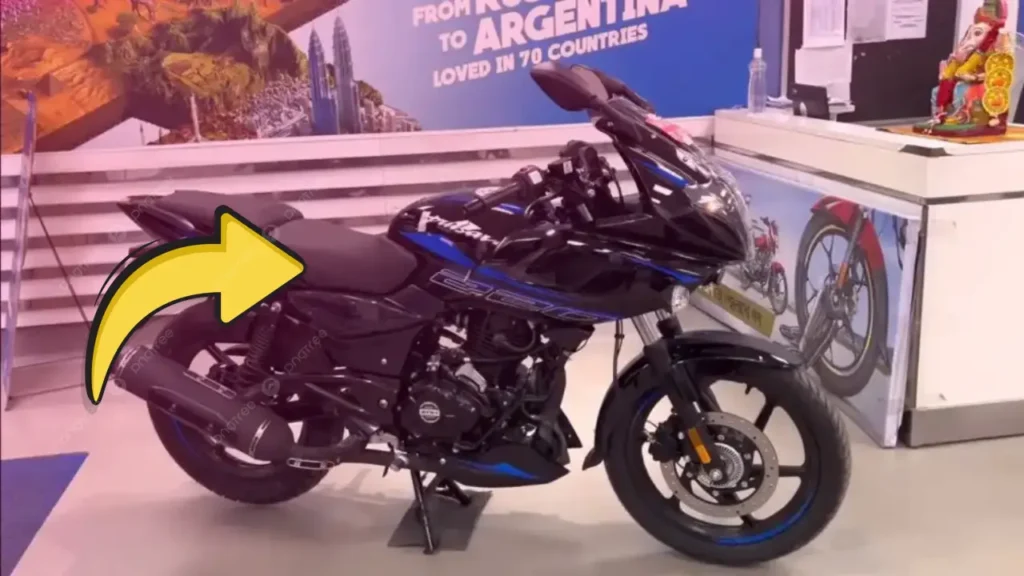 Bajaj Pulsar 220F 2025