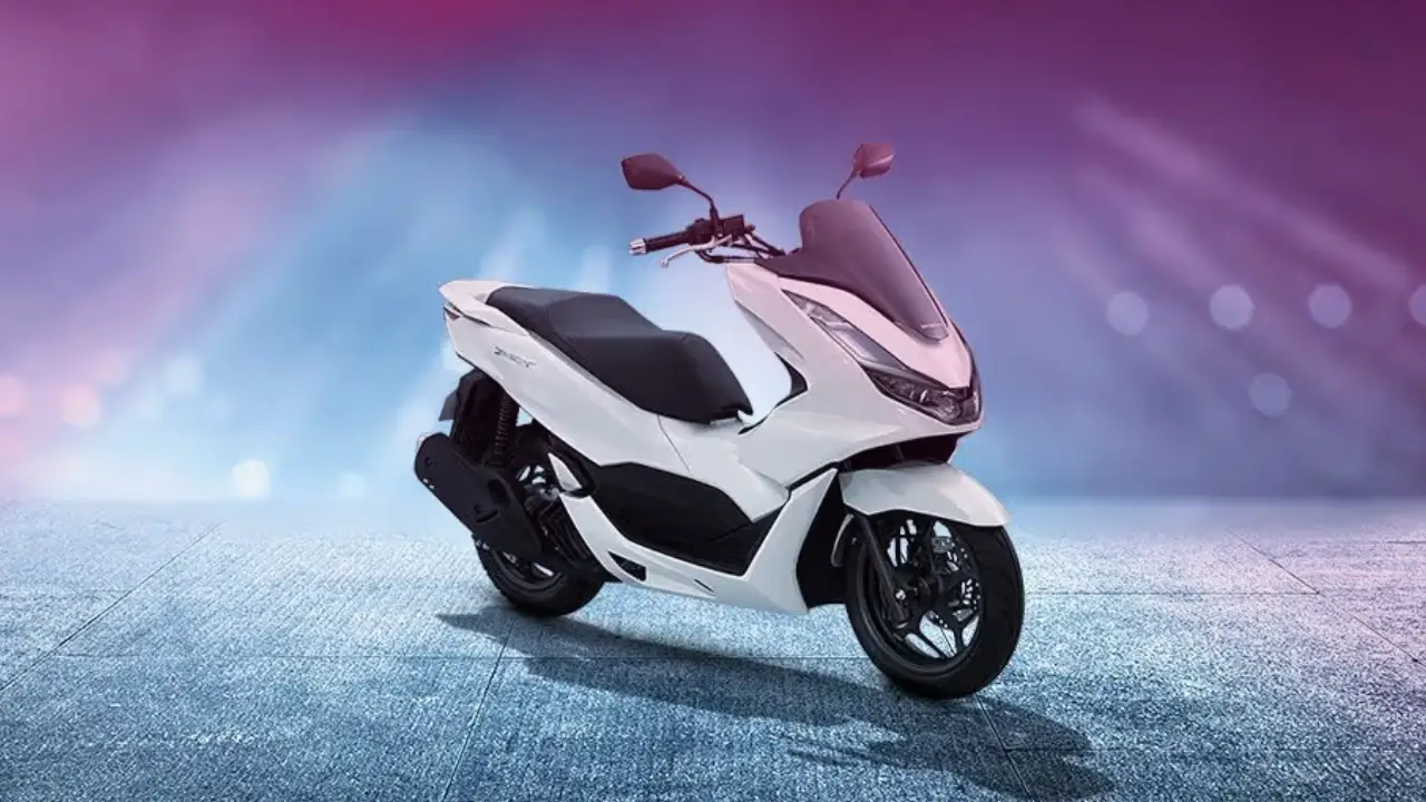 Honda PCX 160 scooter